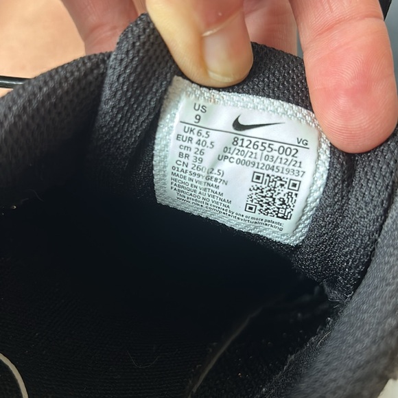 All Black Nike’s 👟 - Picture 4 of 5